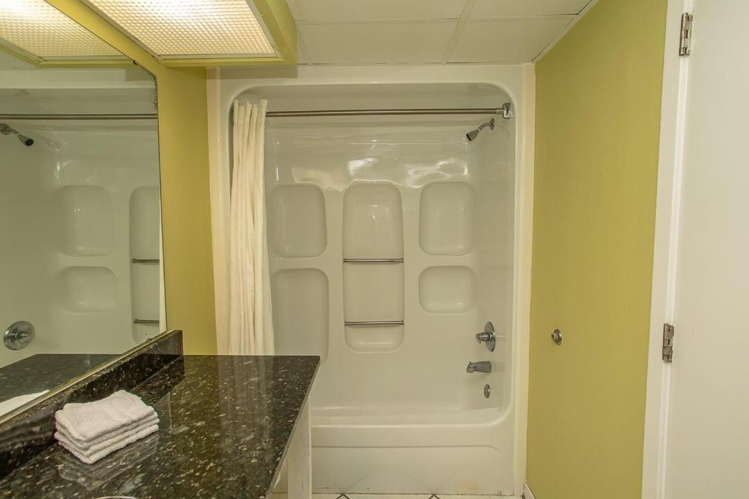 Oceanfront 2 Bedroom 3 Bathroom Unit 539-540 - Sleeps 10 Myrtle Beach Extérieur photo